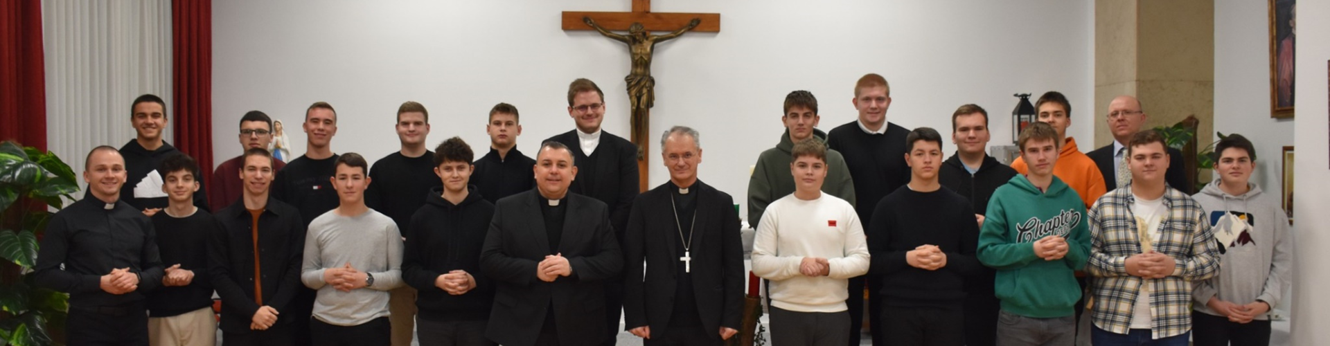 Nadbiskup Kutleša slavio misu zornicu u Međubiskupijskom sjemeništu